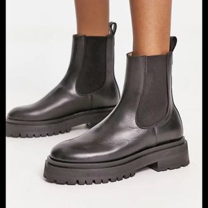 Last price drop! Other Stories Leather pull up Boots Dk Brown NWT Sz.UK 39/ US 9